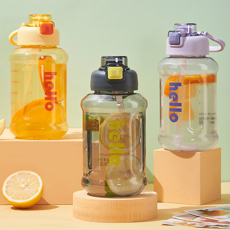 Simple and portable water bottle, cute hand-held cup with straw, space cup custom wholesale Specification drawing