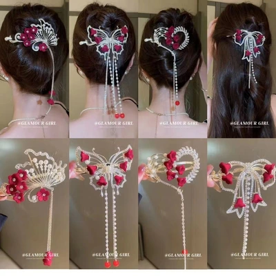The new lily of the valley tassel twisted hairpin at the back of the head, with a high level of appearance, is a popular one-button, extremely ethereal ancient-style bride's headwear thumbnail