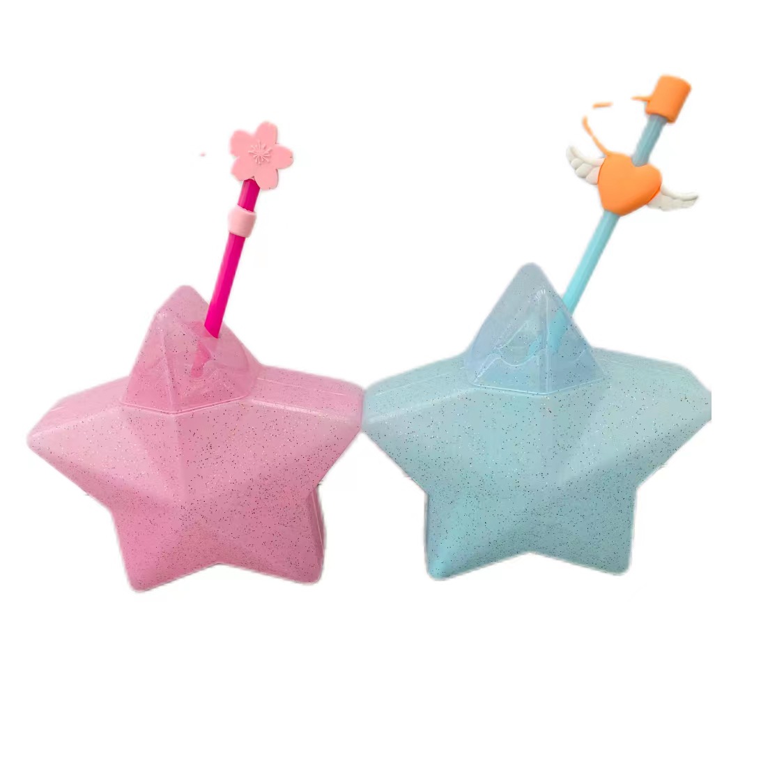 New cross-border five-pointed star glitk-shaped cups with straws, juice drink and milk tea cups are in stock and ready for immediate shipment. New beach cups Item Picture