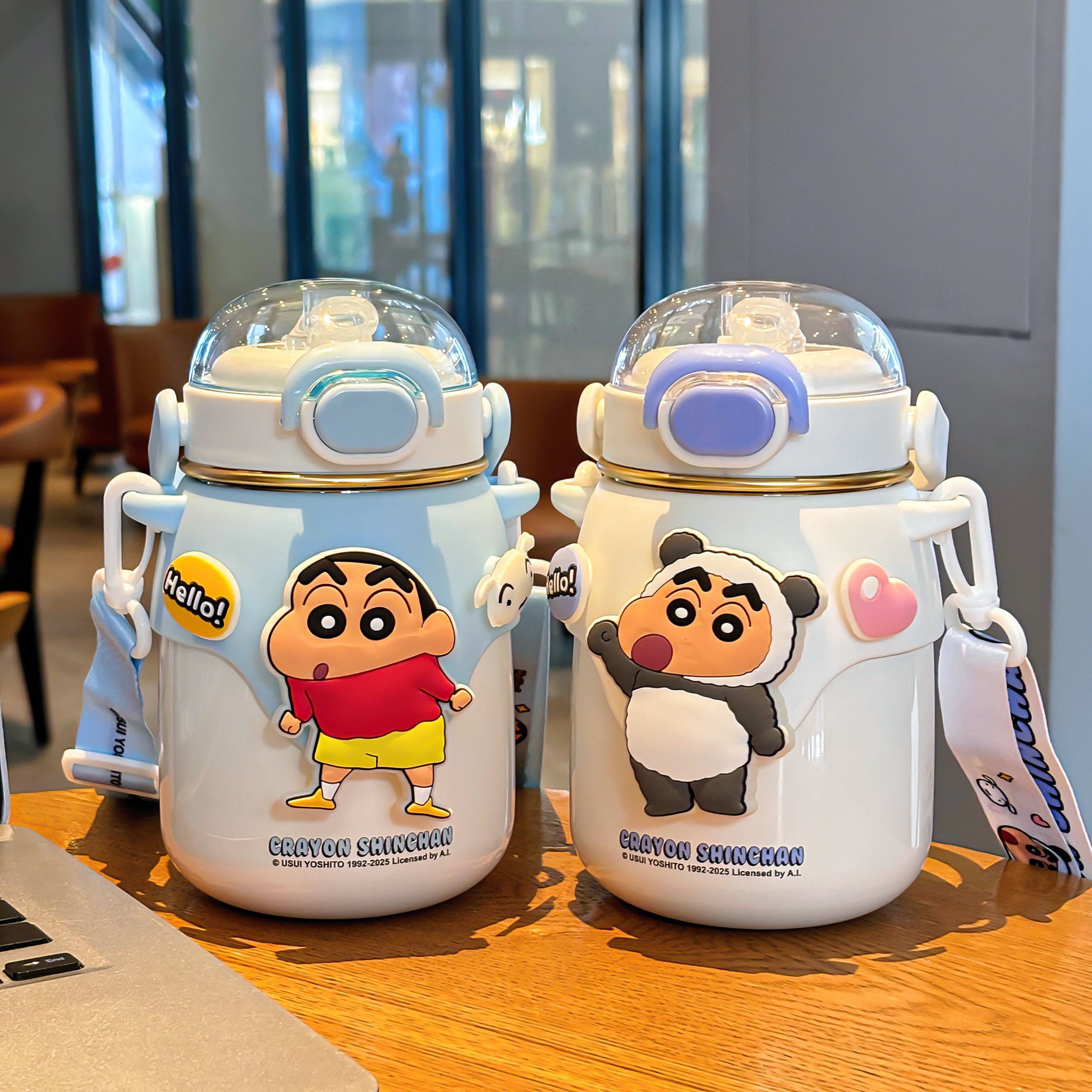 Crayon Shin-chan student small belly insulated cup, lock design, adjustable cup string, silicone spout, large-capacity drinking cup full figure