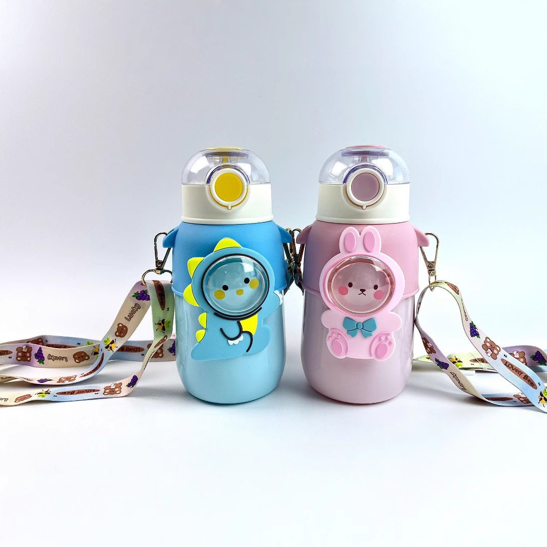 2024 Koai Bear New Water Cup, ins Straw cup, children's high appearance level cup, simple and niche plastic water cup details Picture