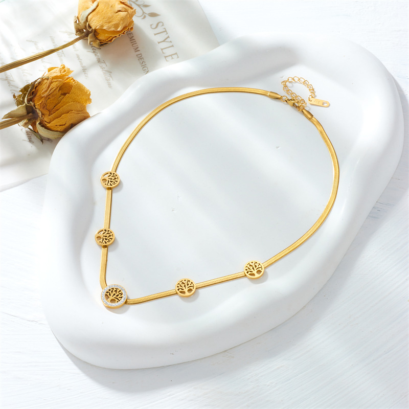Cross-border fashion, gold-plated, retro, diamond-encrusted, hollowed-out round life tree accessory chain, stainless steel jewelry necklace Specification drawing