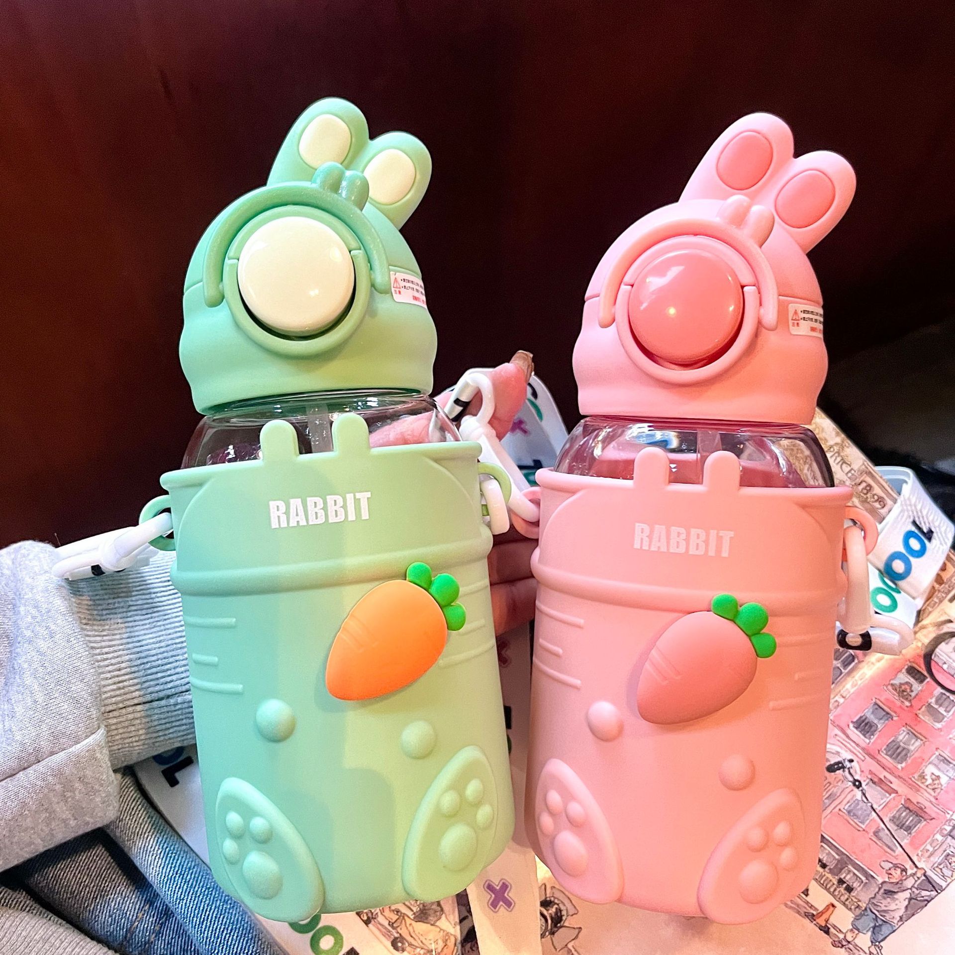 Cute tilted head rabbit plastic cup, children's cup, portable water cup, high appearance level, high-temperature resistant, summer bouncy cup details Picture