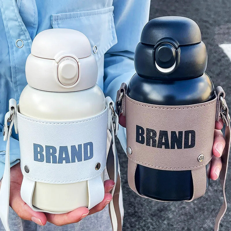 Simple ins insulated cup, high appearance level, fashionable pop-up lid straw cup, student diagonal cross outdoor couple stainless steel cup full figure