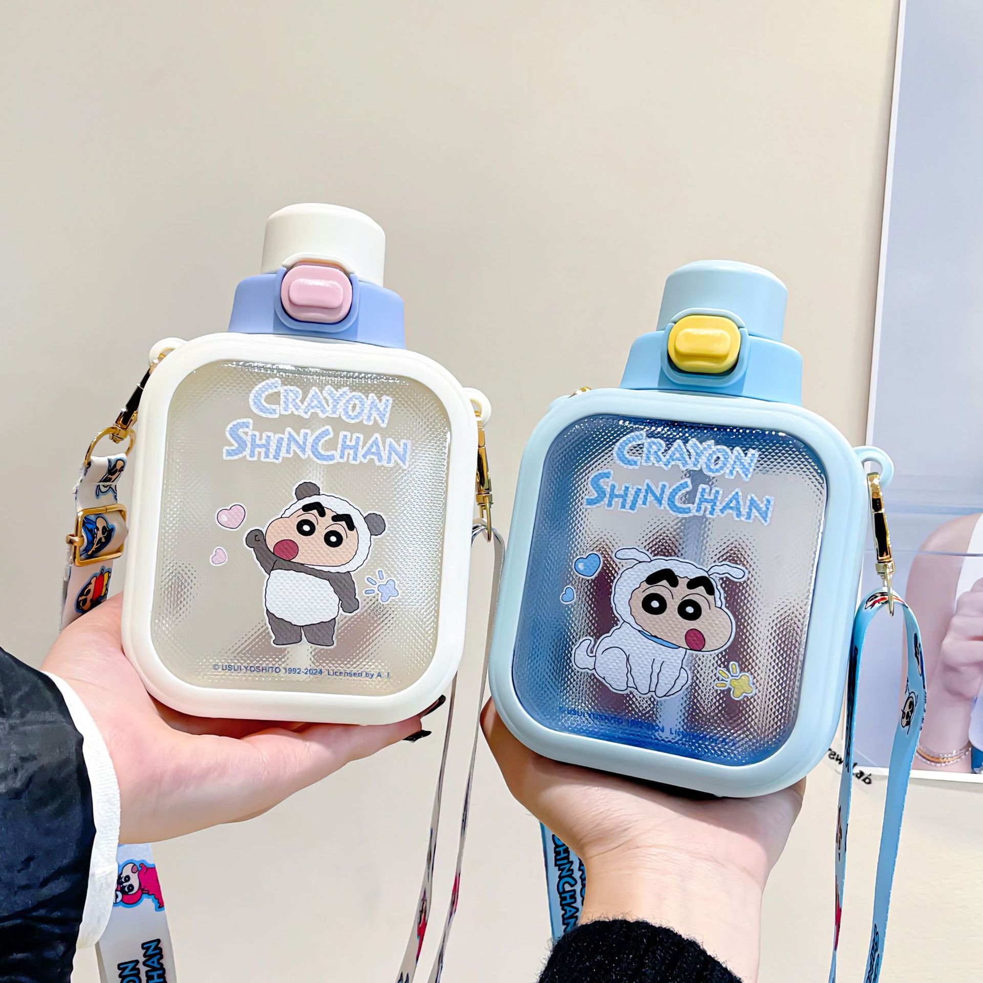 Crayon Shin-chan official cube sugar plastic cup, convenient cup with large capacity water cup, children's high appearance level straw cup pot Specification drawing