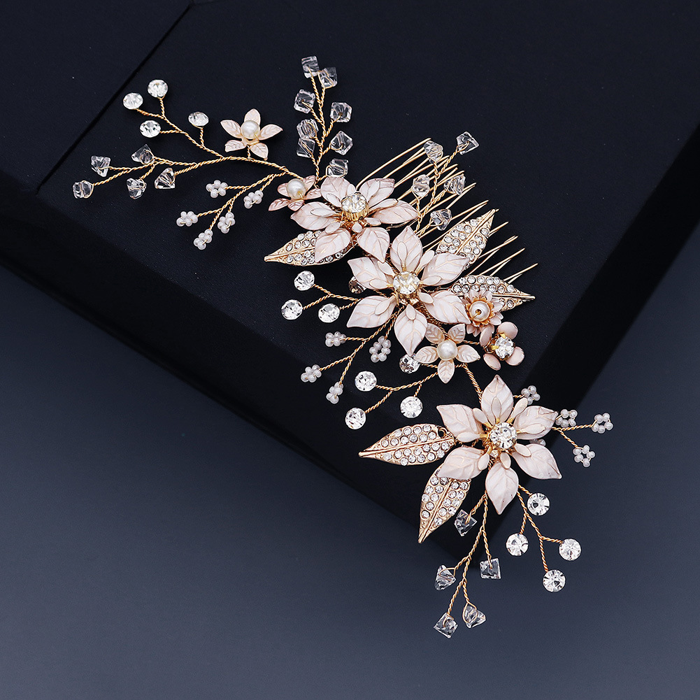 Korean-style wedding accessories, bride's wedding headwear, forest-style floral pearl combs, handcrafted crystal wedding dresses, hair combs details Picture