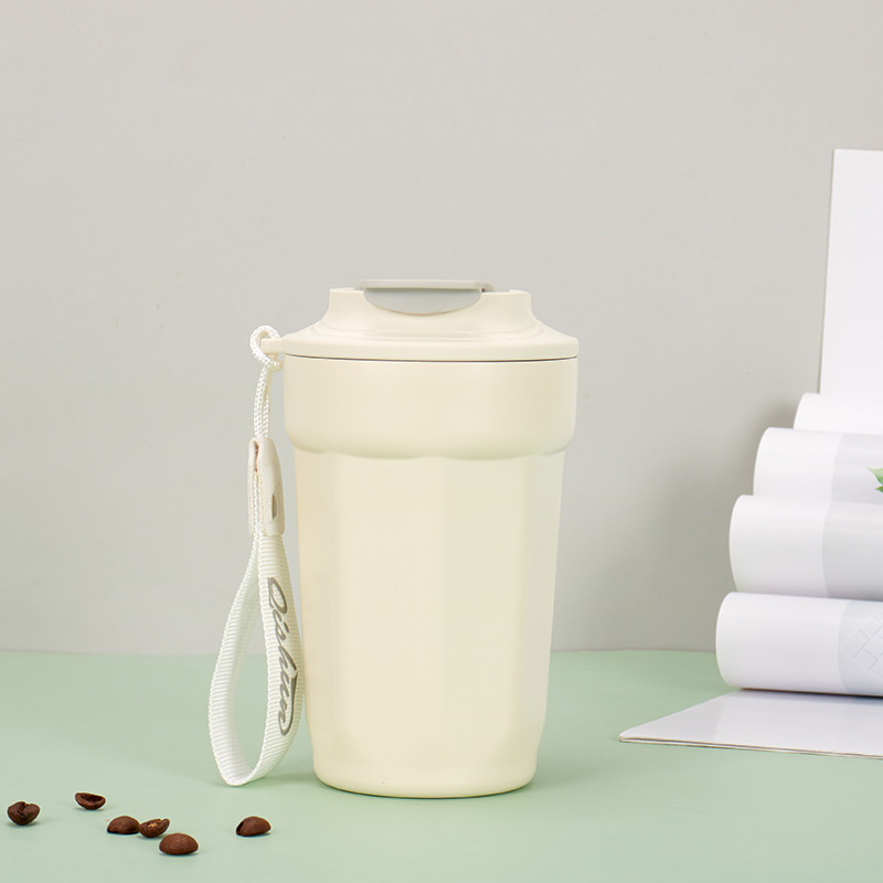 Diamond-shaped octagonal coffee cup, 316 stainless steel inner liner insulated cup, couple outdoor portable and casual gift water cup Application Scenario