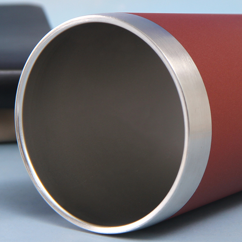 Cross-border exclusive supply of 304 stainless steel beer mugs, large-capacity insulated and chilled ice cups, bottle openers, and car cups wholesale Application Scenario