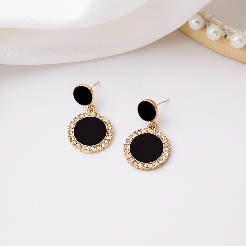 s925 Silver Needle New black circle oil-dripping shiny diamond stud earrings, simple and fashionable style, geometric and grand style full figure