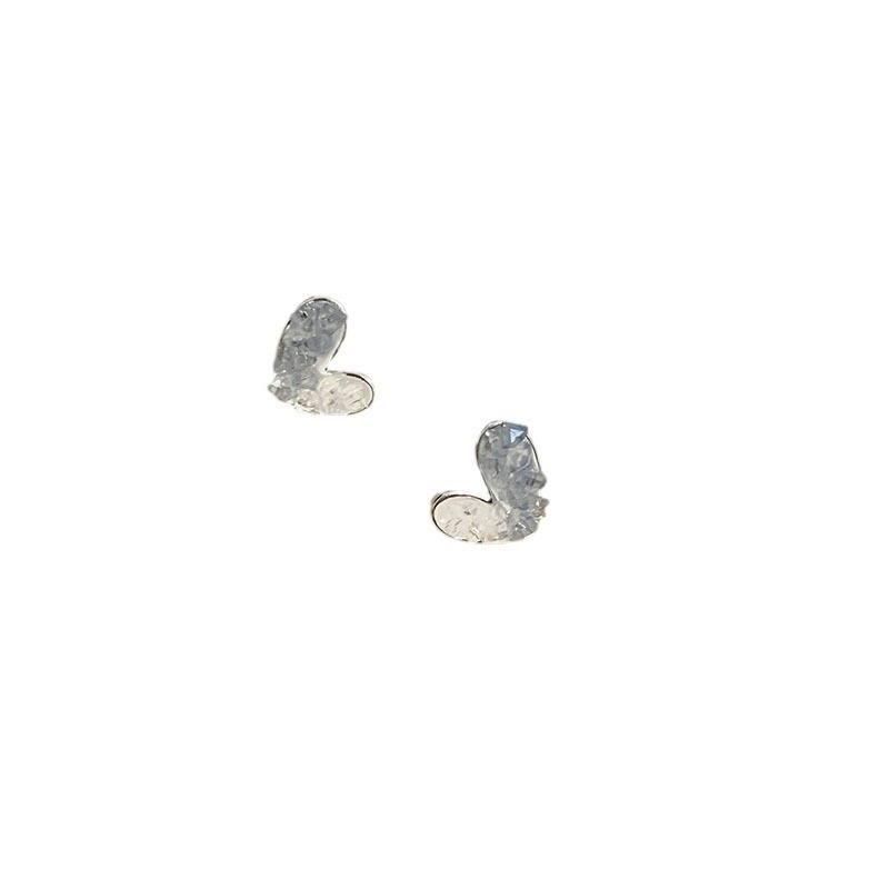 Silver needle ice transparent blue gradient heart-shaped stud earrings for women, sweet, light luxury, high-end and elegant earrings, simple and unique earrings Item Picture