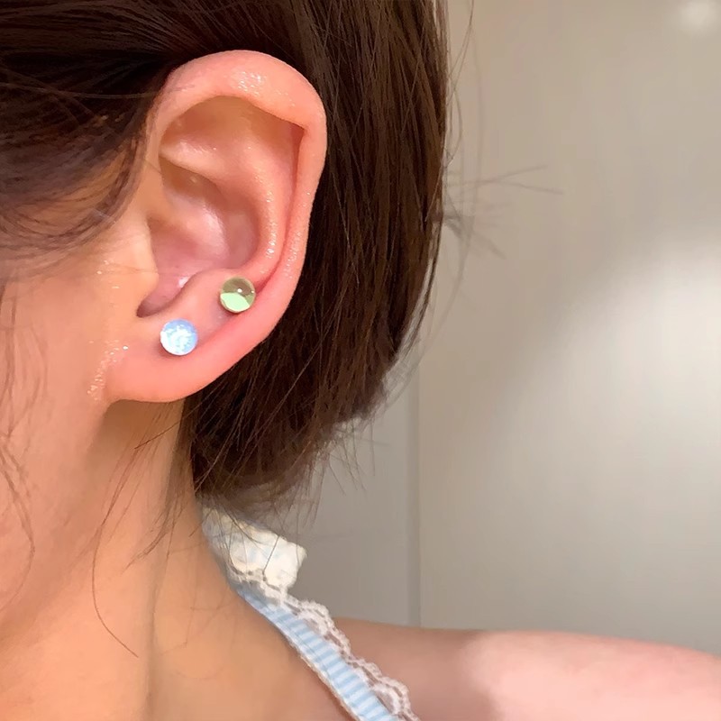 Dopamine colorful, clear and transparent, Doudou ear studs for women, exquisite and versatile, small ear piercing earrings, high-end ear bone studs Specification drawing