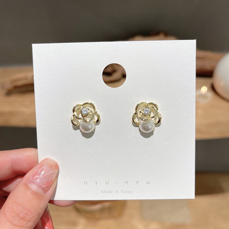 S925 Silver Needle Korean niche design sense light luxury pearl three-dimensional hollowed-out new trendy French camellia stud earrings Application Scenario