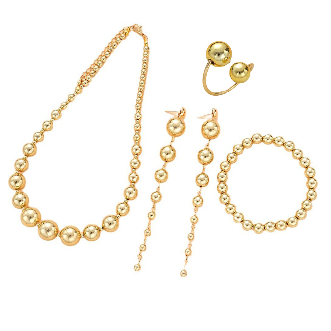 A 4-piece set of European and American fashionable, individualistic and exaggerated golden geometric round bead necklace Item Picture