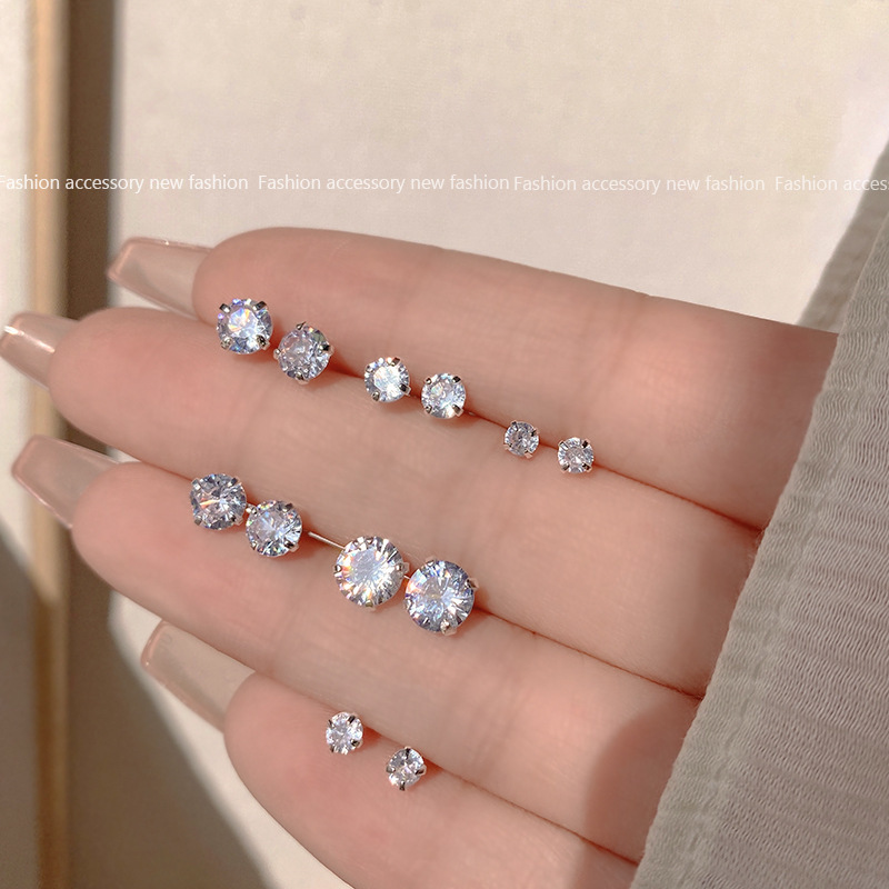 Small and fashionable zircon stud earrings, simple and cold style silver needle earrings, new trendy and fashionable commuting earrings for women Application Scenario