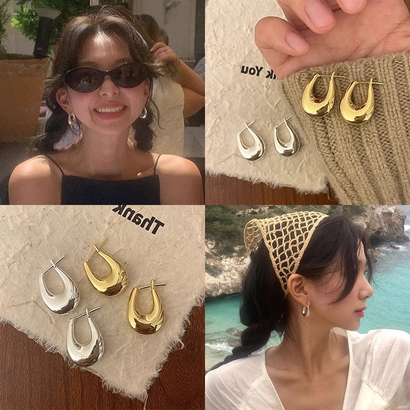 Korean feveri's same style earrings for women, light luxury, fashionable and elegant. The stud earrings are a niche design with a sense of sophistication and uniqueness full figure