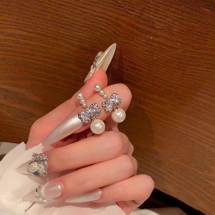 925 Silver Needle Light Luxury and grand bow pearl Stud earrings for women, Korean style sweet and unique earrings, trendy and high-end earrings Specification drawing