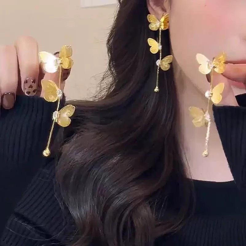 Retro golden butterfly tassel long stud earrings, high-end and fashionable earrings for women, elegant and stylish, round face earrings full figure