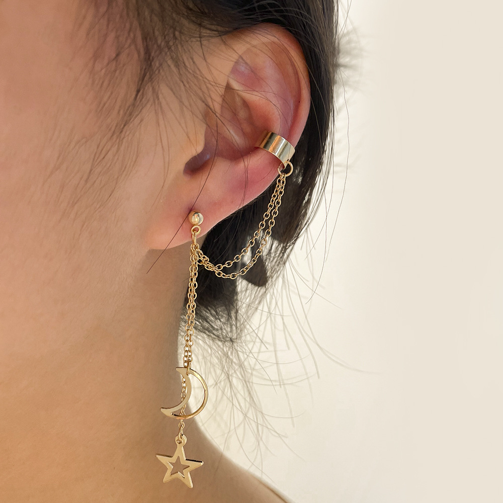 New cross-border ear clips from Europe and America, creative, retro and simple alloy metal ear clips, five-pointed star earrings for women full figure