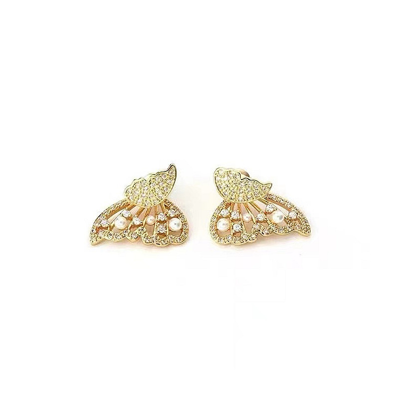S925 Silver Needle Korean butterfly Pearl Earrings, a new style of light luxury and elegant stud earrings for women Item Picture