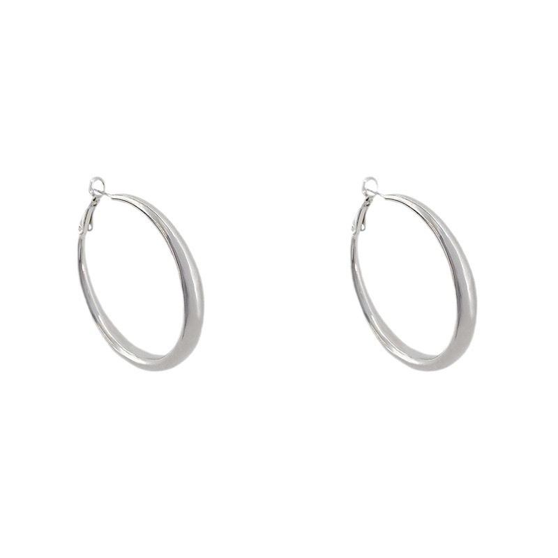 Circle earrings suitable for round faces, women's light luxury and high-end exaggerated plain ring earrings, new 2024 best-selling ear rings Item Picture