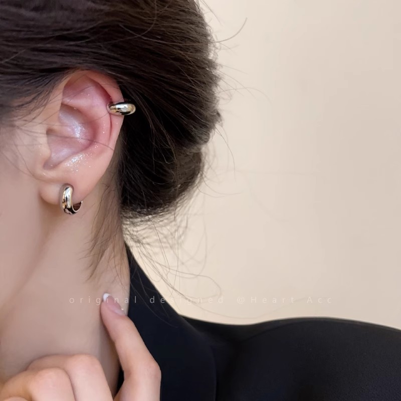 Metal mosquito repellent coil ear clips for women, no ear piercings, ear bone clips, high-end, light luxury and niche earrings, new plain ear rings and earrings Specification drawing