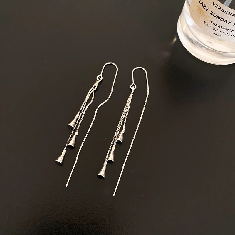 Elegant water drop tassel ear thread women's 2025 new trendy earrings, simple and versatile, elegant and high-end, exquisite earrings details Picture