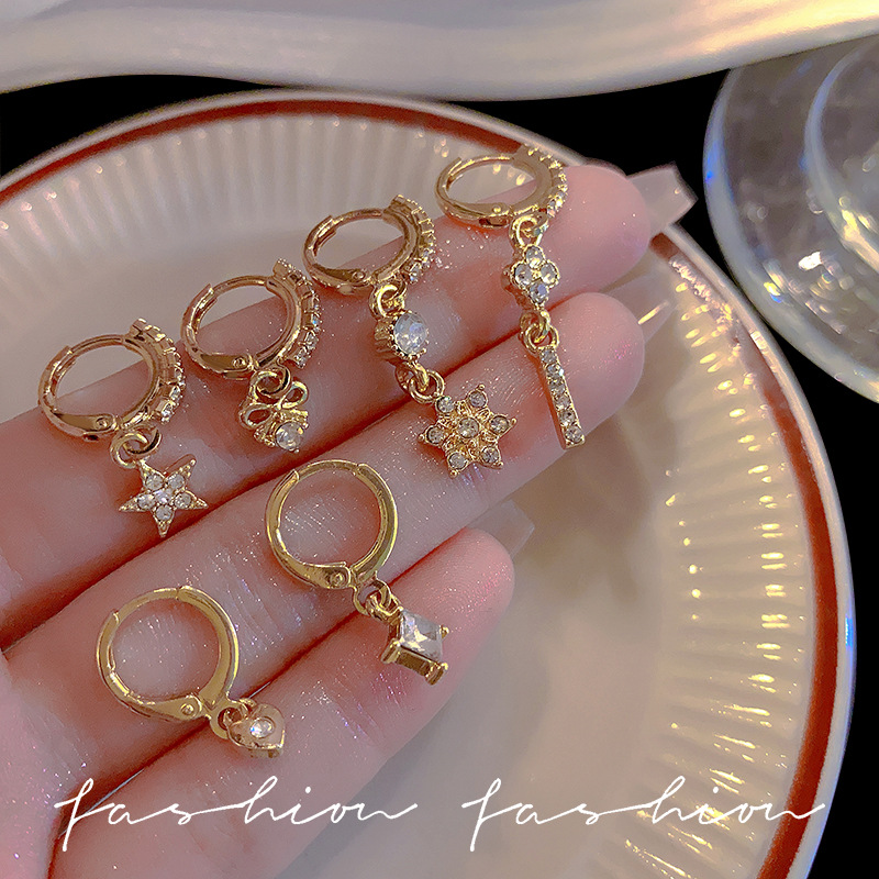 Wholesale of 925 Silver Needle Star Moon Diamond-encrusted Light Luxury set ear buckles for women with a high-end feel, trendy and personalized tassel earrings Specification drawing