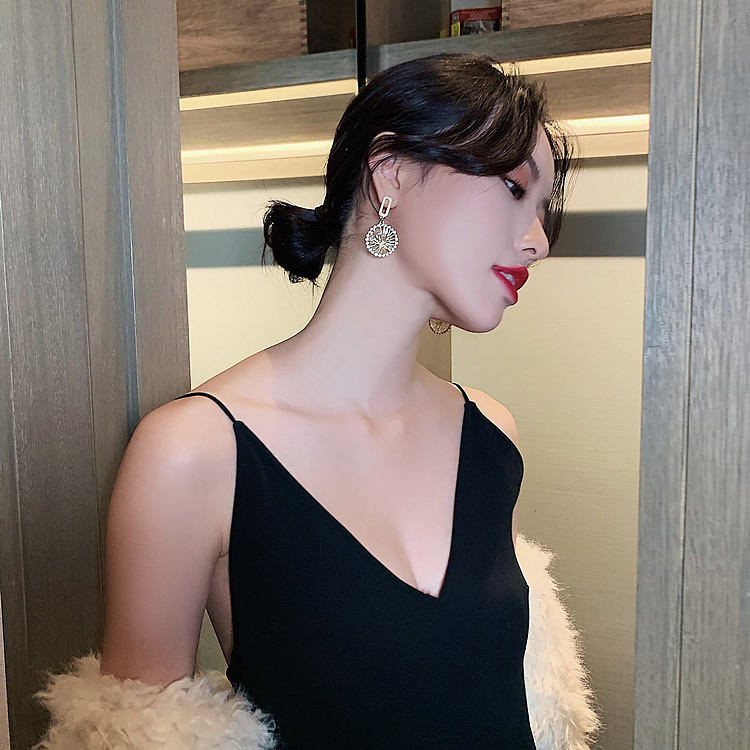 Dreamcatcher circle earrings, retro Hong Kong-style diamond-encrusted 925 silver needle earrings, cold style earrings for women details Picture