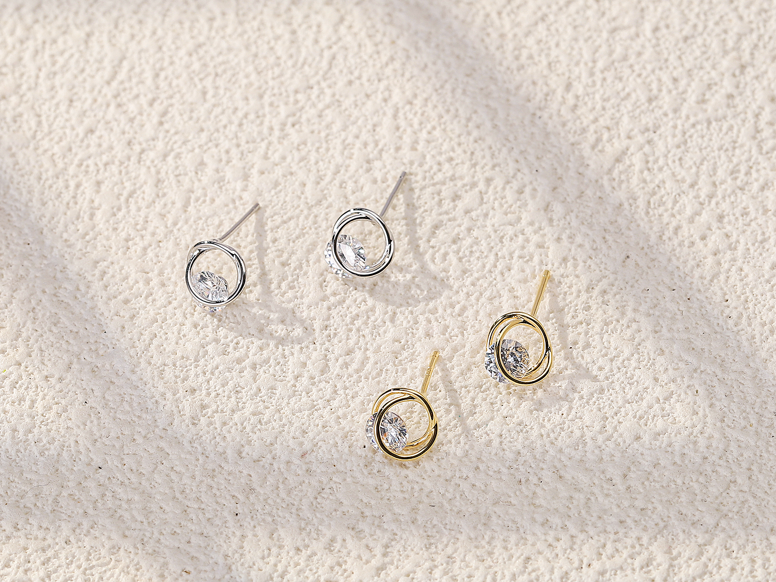 饰品/耳饰/耳钉/3对耳钉/滴油白底实物图