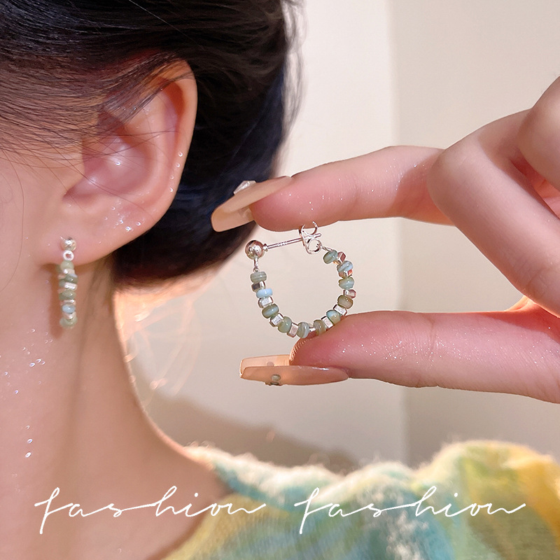 Instags-style colorful silver beaded earrings for women, 2025 new tassel crystal stud earrings, a unique and light luxury accessory details Picture