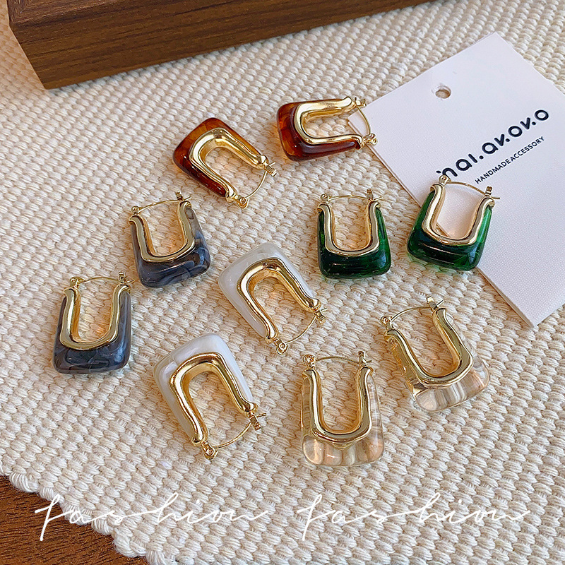 European and American U-shaped elegant ear rings 2025 new style bestsellers, fashionable earrings, high-end ear buckles, women's light luxury French earrings Specification drawing