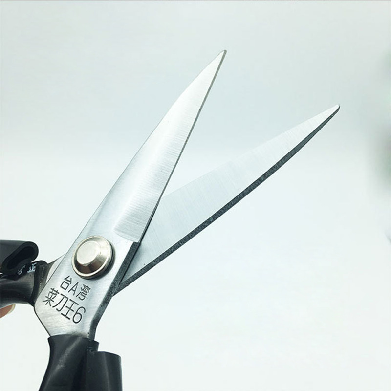 Industrial scissors, household scissors, kitchen knives, Wang Black plastic handle, carbon steel stainless steel, kitchen pointed scissors manufacturer Application Scenario