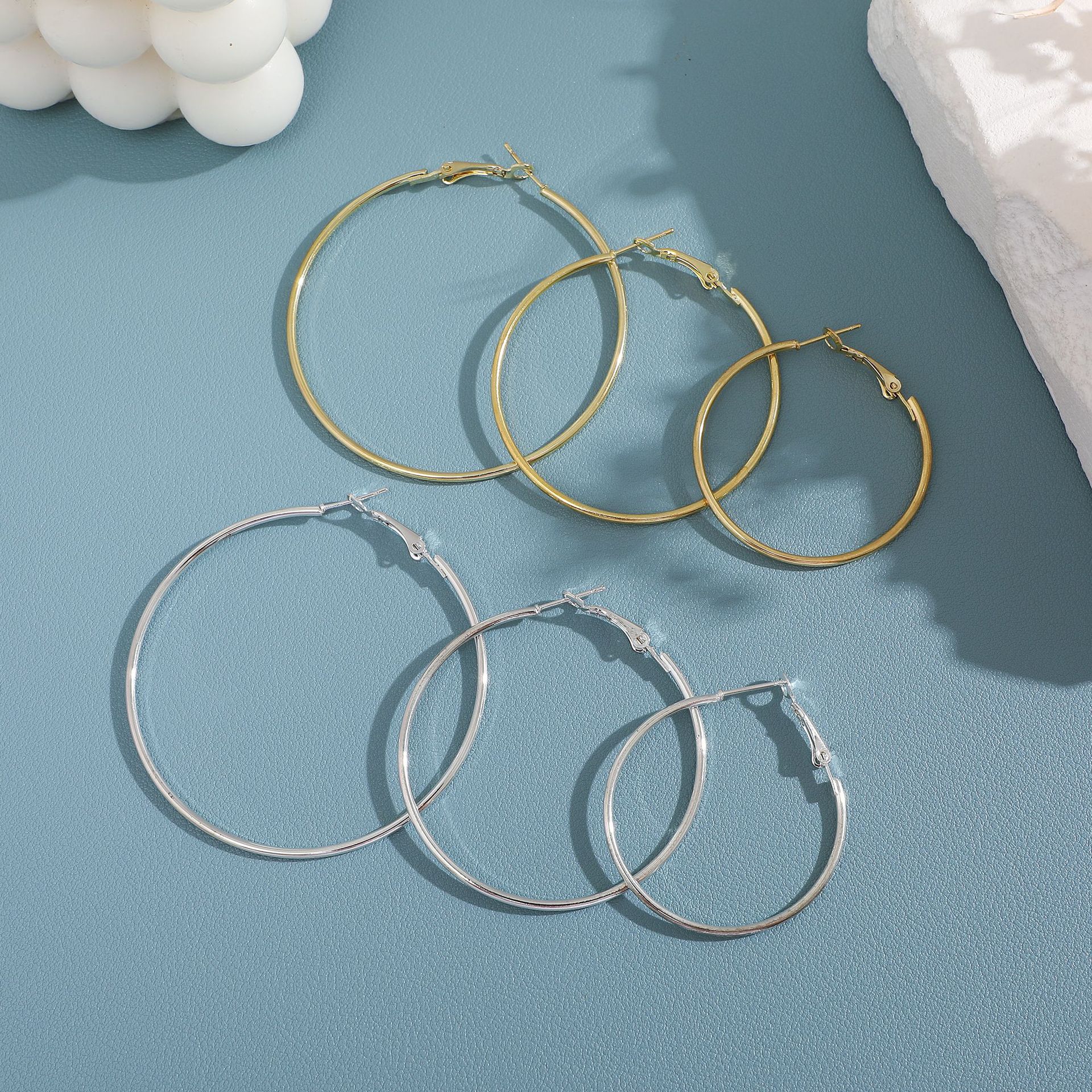 Cross-border best-selling European and American rock exaggerated ear ring geometric circle 6-piece ear ring set, personalized earring combination Specification drawing