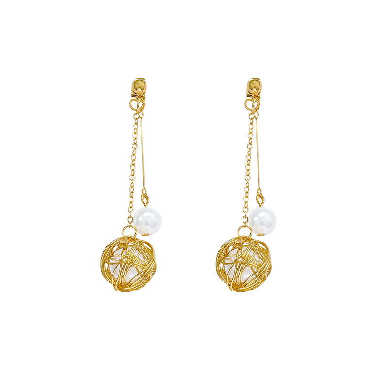 Fashionable, individual, simple and versatile pearl earrings, Korean-style tassel long hollowed-out hydrangea pendant earrings Item Picture