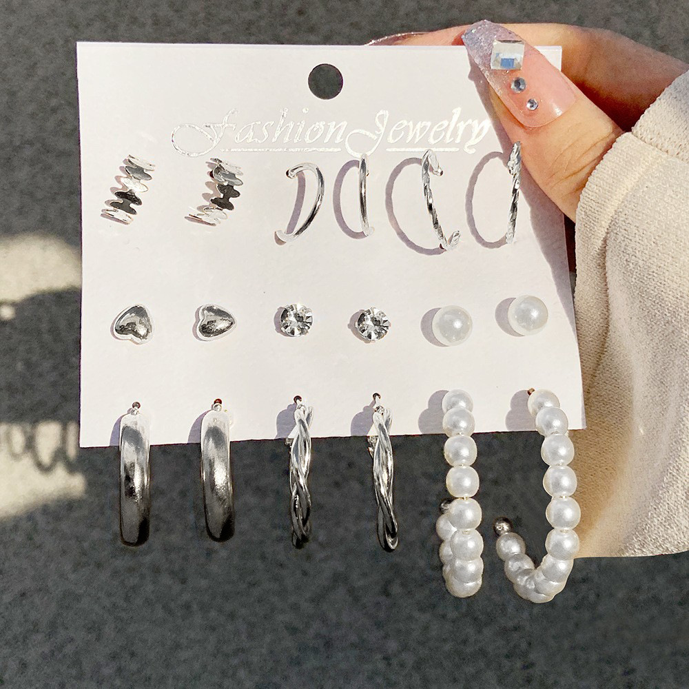 European and American cross-border jewelry imitation pearl zircon earrings heart-shaped set creative retro simple and elegant ear ring wholesale full figure