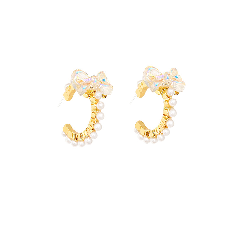 C-shaped colorful bow pearl earrings, a sweet and trendy Japanese and Korean style earpiece that is popular on the Internet. It exudes a sense of sophistication for women and is versatile Item Picture