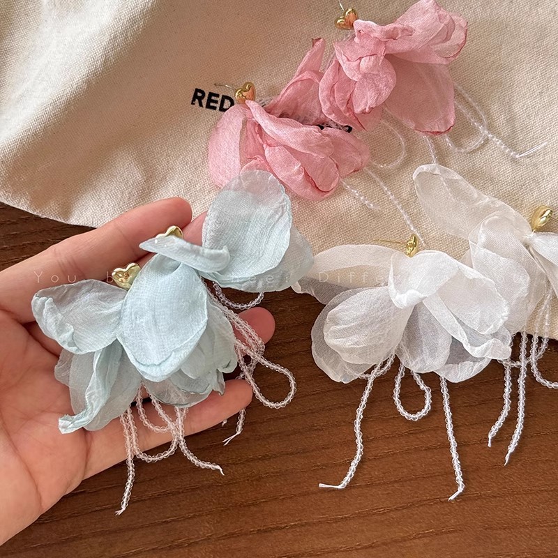 Vacation style ~ Flower-shaped heart-shaped earrings for women 2025 New summer forest-themed temperament earrings, vacation style chiffon earrings full figure