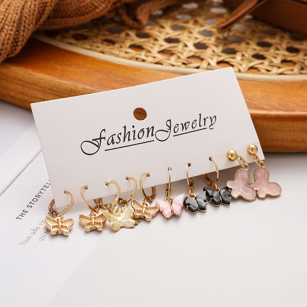 Cross-border independent station acrylic butterfly earrings set of 5 pairs, creative and simple butterfly pendant earrings wholesale Application Scenario