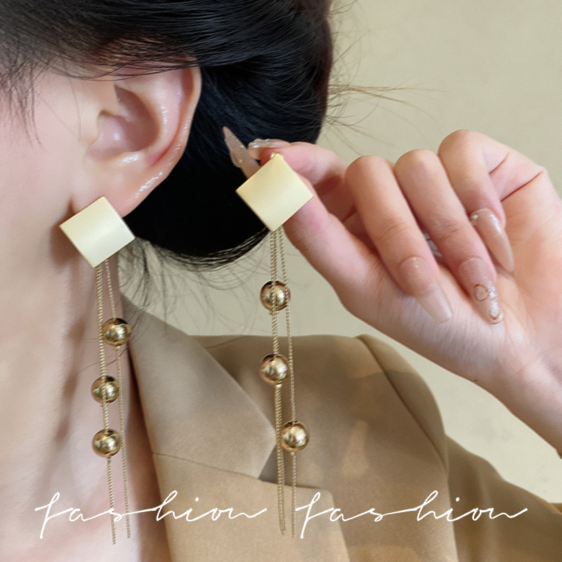 925 Silver Needle Long Tassel Exaggerated Earrings 2025 New Style trendy and fashionable women's earrings, internet-famous personalized earrings details Picture