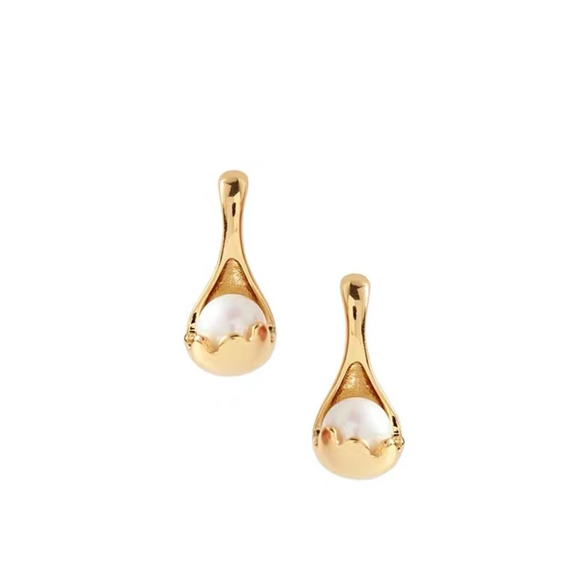 S925 silver needle high heels stud earrings for women, Korean retro style French earrings, fashionable pearl stud earrings Specification drawing