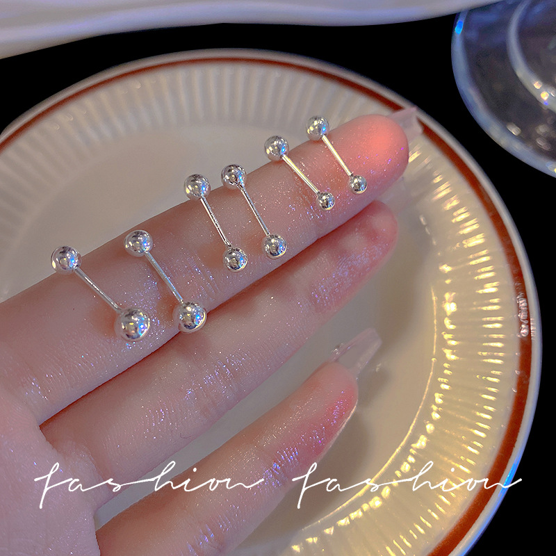 Double-head ear piercing, screwing, ear bone nails, women's earrings, ear bone nails, no need to remove while sleeping, women's bean ear nails details Picture