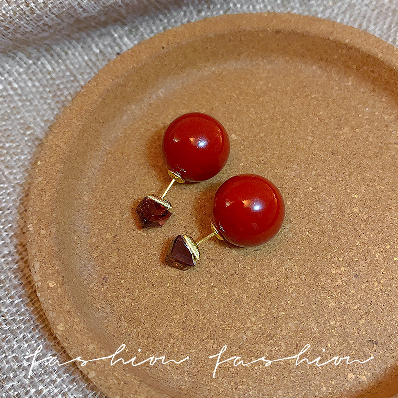Ankela Red two-sided pearl stud earrings for women 2025 Autumn/Winter new, unique and versatile design earrings and earrings Application Scenario