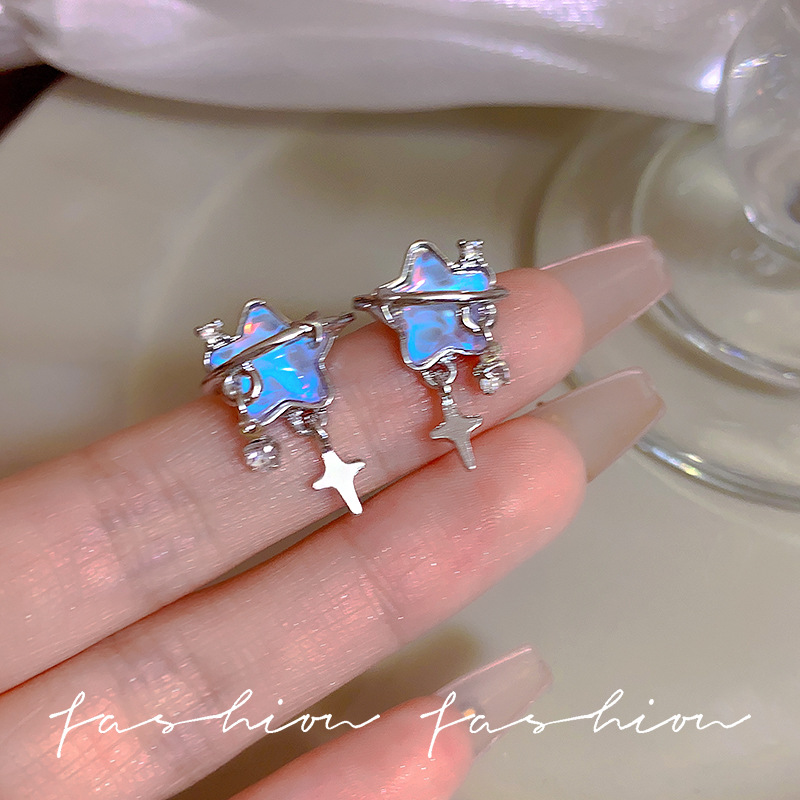 Gradient blue planet star stud earrings, a unique and niche design for women, exude a sense of elegance and sophistication. A best-selling ear accessory full figure