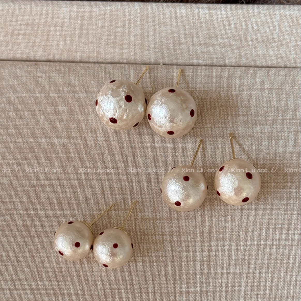 Versatile and elegant polka dot pearl stud earrings for women, a new bestseller, a niche retro new Chinese style unique whitening silver needle earrings details Picture