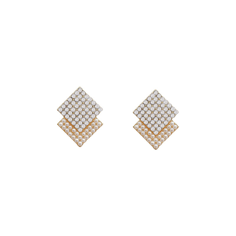 New diamond and pearl double rhombic stud earrings from Japan and South Korea for women in 2025, trendy and lightweight luxury earrings, unique and fashionable geometric earrings Item Picture