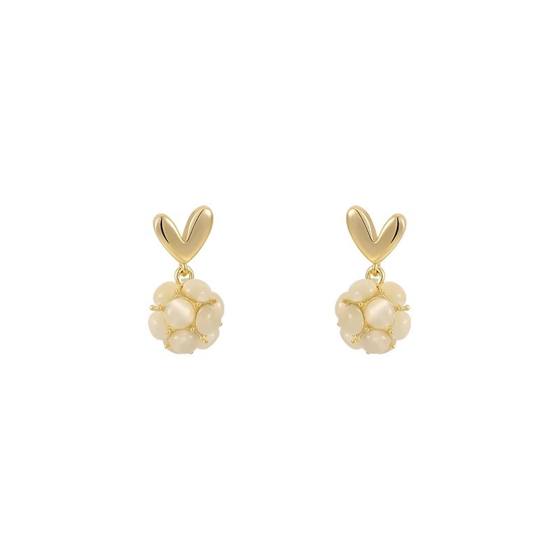 Heart-shaped cat's eye stone earrings for women, 2025 new style, light luxury and high-end feel, elegant earrings, suitable earrings for round faces Item Picture