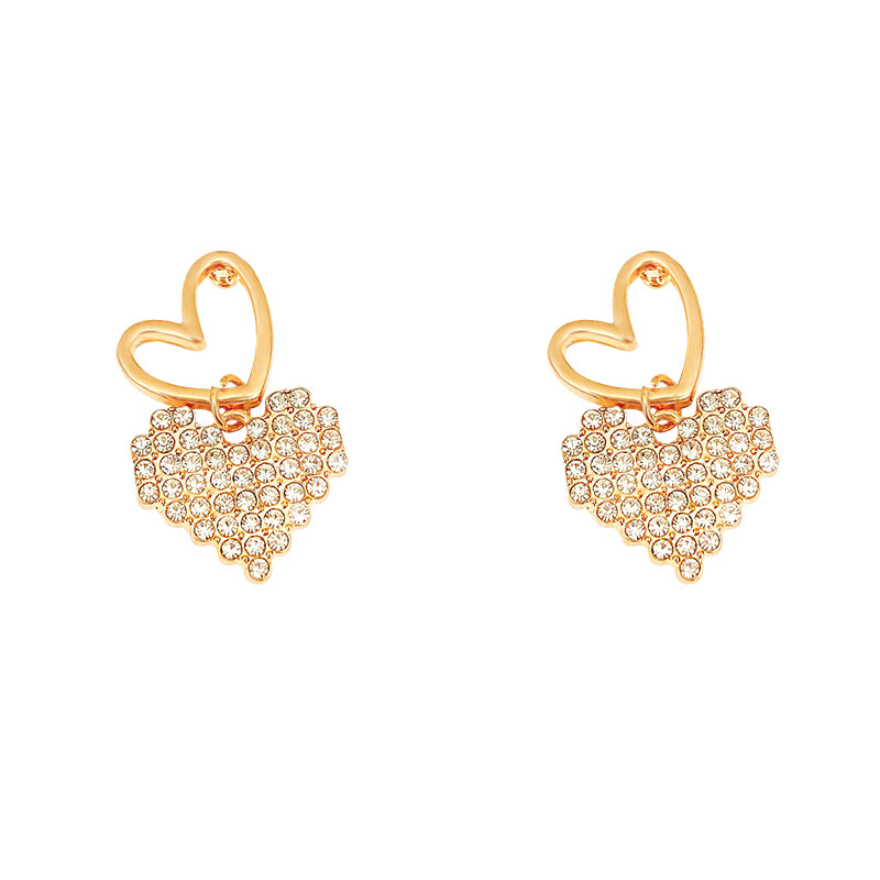 925 Silver needle retro Hong Kong-style heart-shaped earrings, internet-famous, unique and elegant stud earrings, high-end, light luxury and niche earrings for women Item Picture