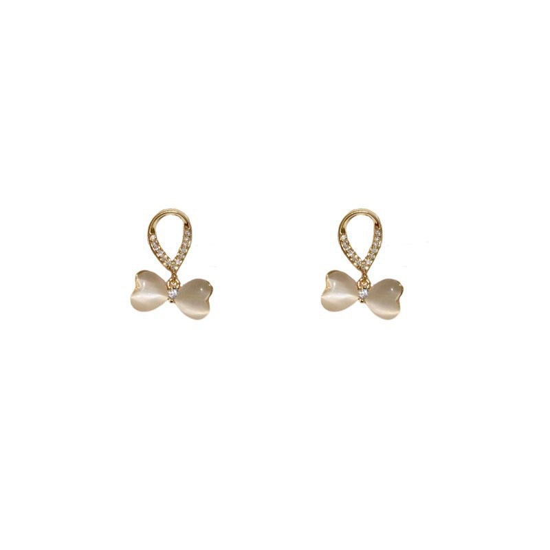 S925 Silver Needle elegant Earrings, fashionable accessories, cat-eye bow earrings, Korean stud earrings, sweet and ladylike charm Item Picture