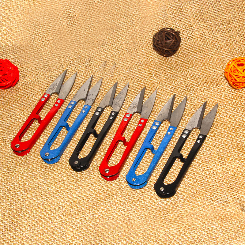 Household cross-stitch scissors, U-shaped yarn shears, sewing clothing, household thread trimming shears, thread end shears full figure