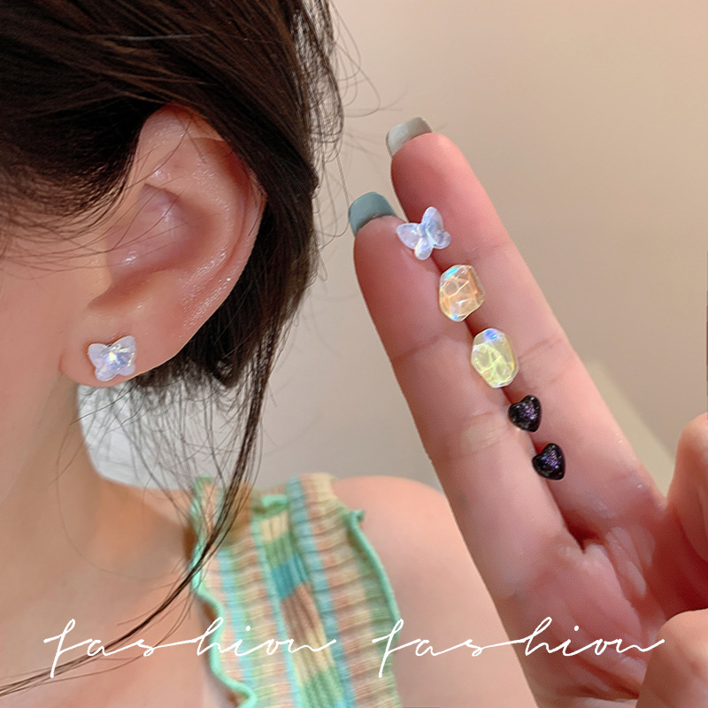 S925 Silver needle InS-style colorful small stone stud earrings are sweet and fresh for women, with a clear and high-end design sense full figure